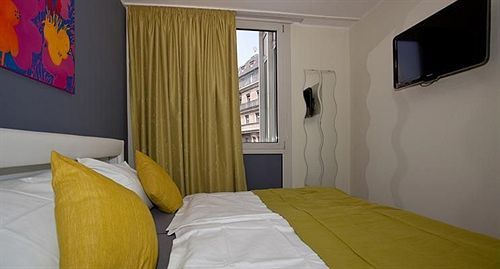 First Domizil Apartment